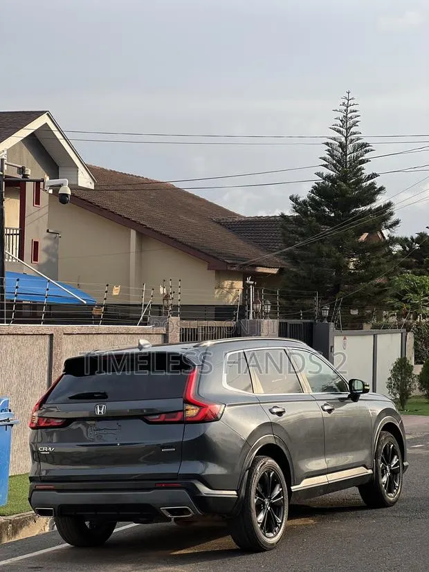 Honda CR-V 2023 Gray · Photo 1
