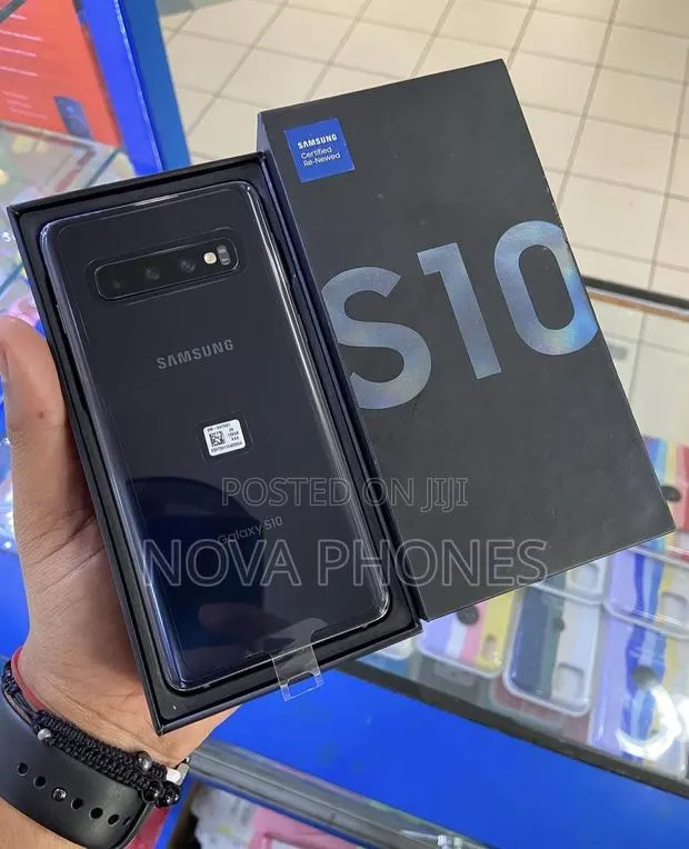 New Samsung Galaxy S10 128 GB Black · Photo 1