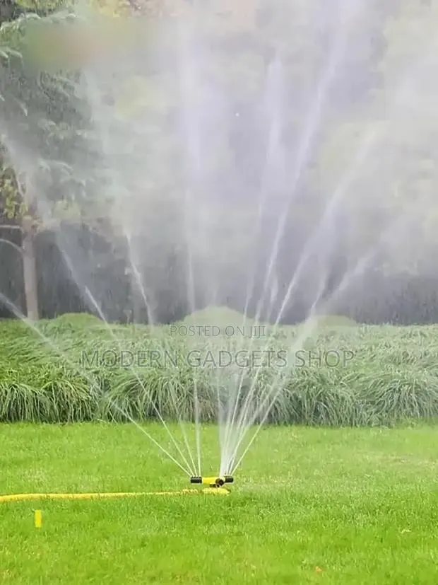 Garden Sprinkler Heads With Connector · Photo 1
