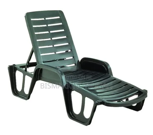 Adjustable Outdoor Swimming Pool Lounger Chair · Photo 1