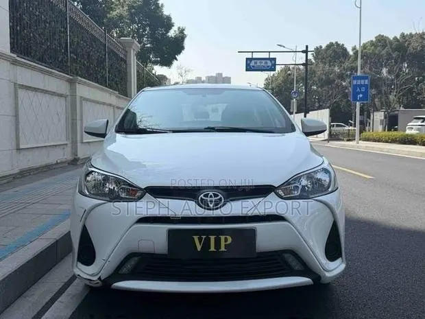 Toyota Yaris 2019 White · Photo 1