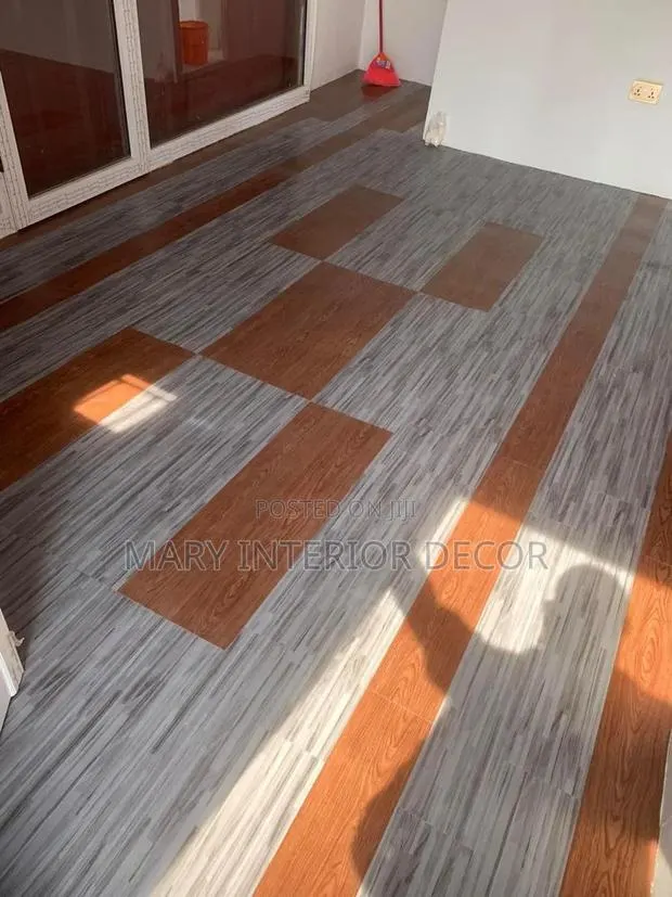 Pvc Floor Tiles · Photo 1