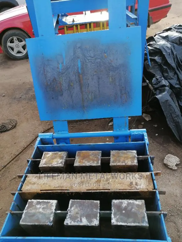2 in 1 Manual Block Machine · Photo 1