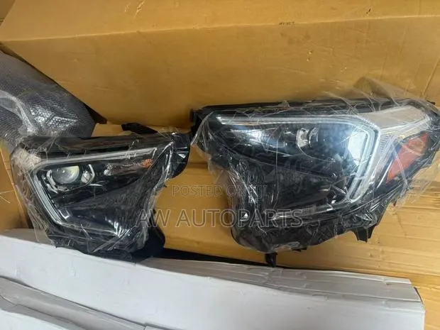 GMC Terrain 2018-2021 Headlamp · Photo 1