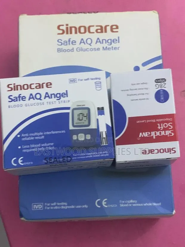 Glucometer +50 Test Strips · Photo 1