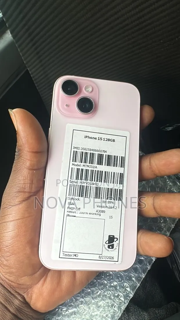 Apple iPhone 15 128 GB Pink · Photo 1