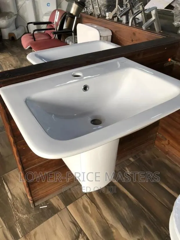 Hanging Basin (Medium Size) · Photo 1