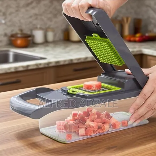 16-in-1 Multifunctional Vegetable Slicer & Cutter · Photo 1