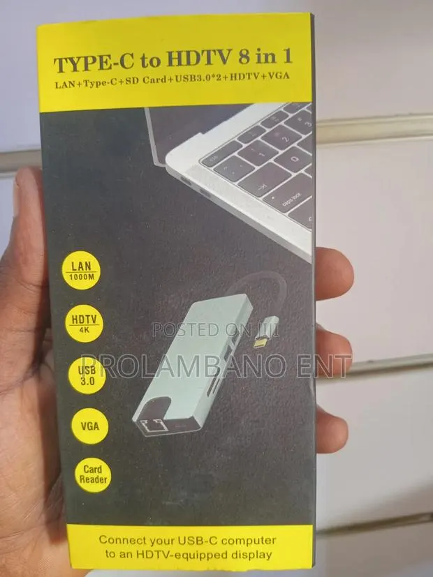 Type-C to HDTV 8-in-1 Adapter · Photo 1