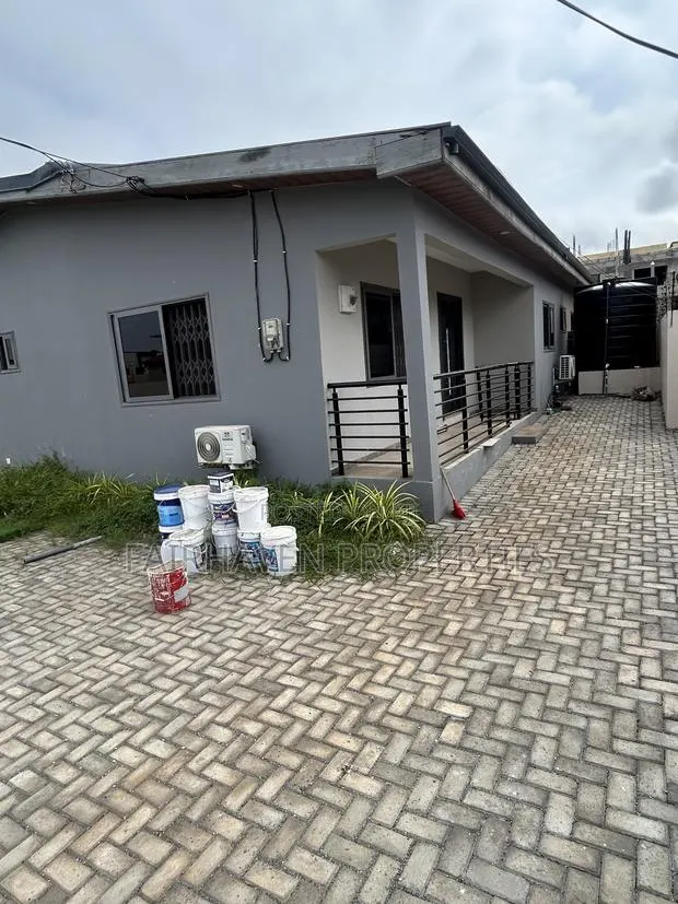 2bdrm House in East Airport for rent · Photo 1