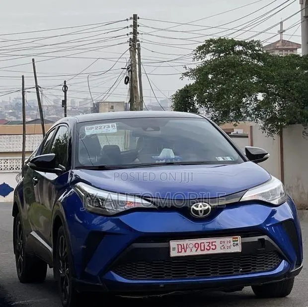 Toyota C-HR 2021 Blue · Photo 1
