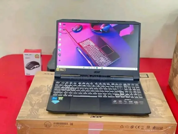 New Laptop Asus TUF Gaming A15 16GB Intel Core i5 SSD 512GB · Photo 1