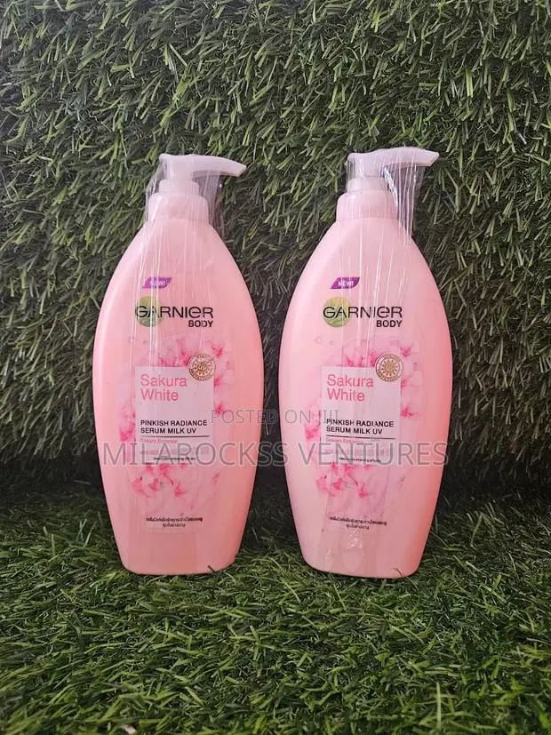 Garnier Body Sakura White Body Lotion · Photo 1