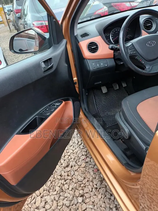 Hyundai I10 2012 Brown · Photo 1