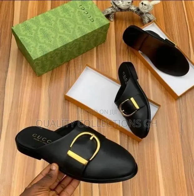 Gucci Slippers · Photo 1
