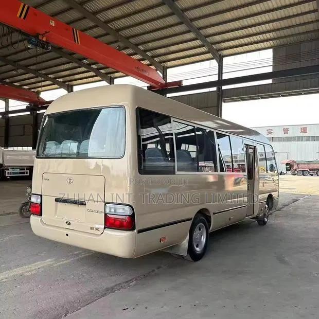 Toyota Coaster 2018 · Photo 1