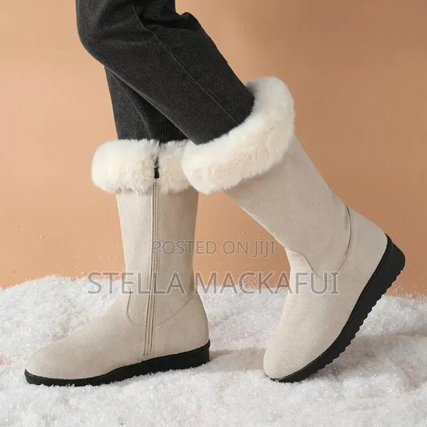 Ladies Mid Calf Winter Boots Sizes 38-40 Only · Photo 1