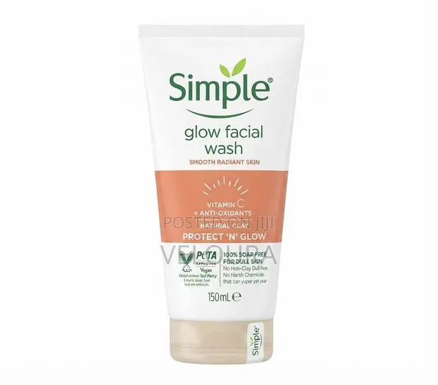 Simple Glow Facial Wash · Photo 1