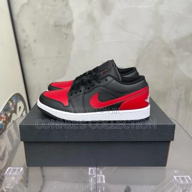 Nike Air Jordan 1 Low · Photo 1