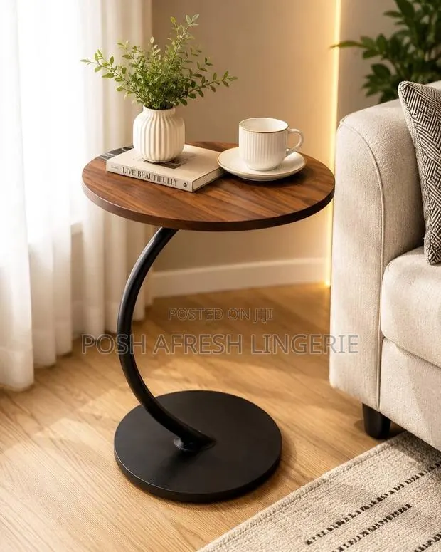 Coffee Table · Photo 1