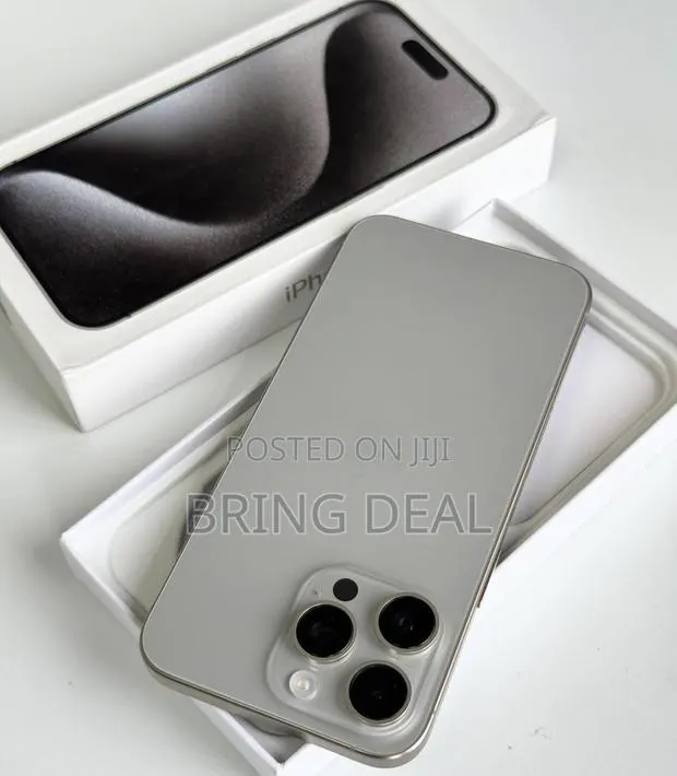 Apple iPhone 15 Pro Max 512 GB Silver · Photo 1