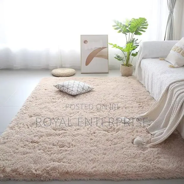 Experience the Joy of Fluffy Carpet ( 150/220cm ) · Photo 1