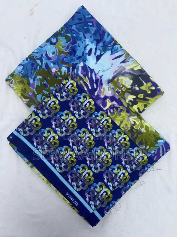Tie-Dye Print · Photo 1