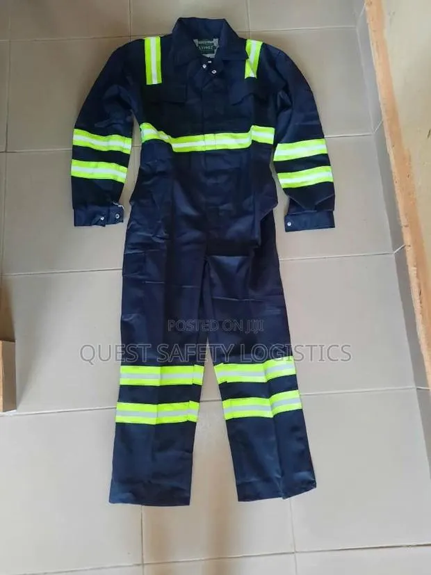 Straight Overall · Photo 1