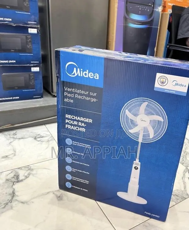 Sleek Midea 18 Inch Rechargeable Standing Fan(White) · Photo 1
