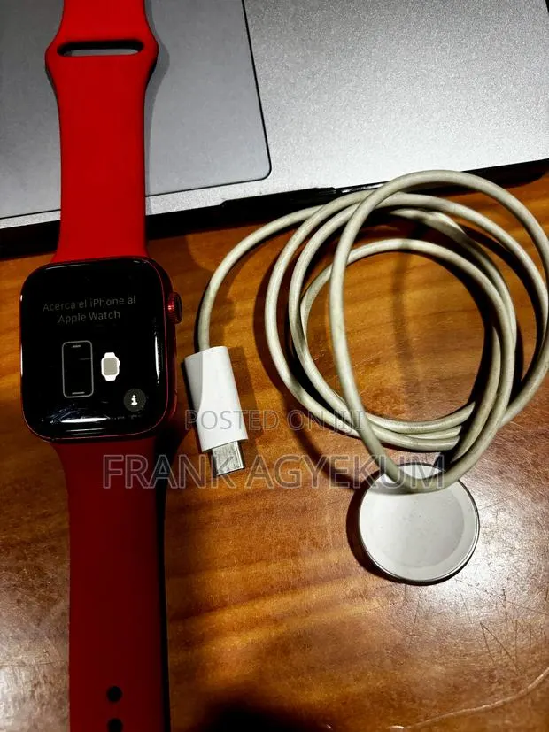 Apple Watch Series 6 (44mm, GPS + Cellular) – Excellent Condition · Photo 1