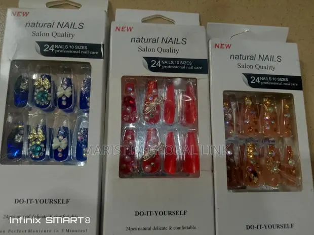 Do It Yourself Gel Nails (Stone Designed) · Photo 1