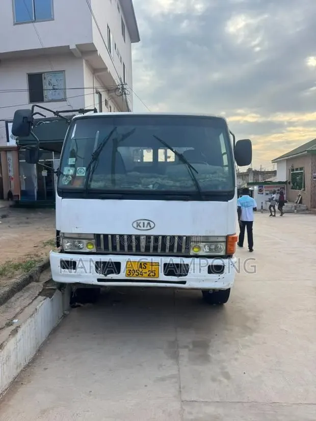 Kia Rhino Two 25 Registration · Photo 1