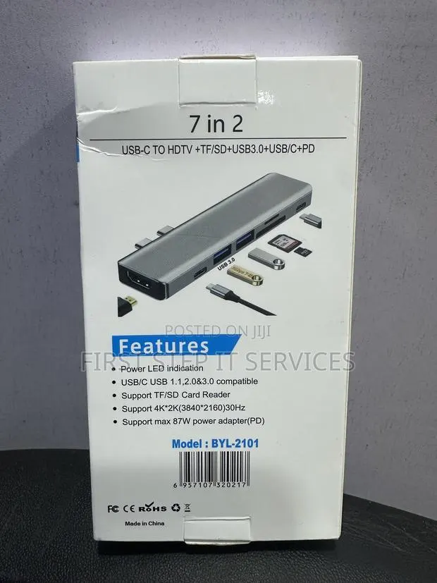 7 in 2 Adapter for MacBooks · Photo 1