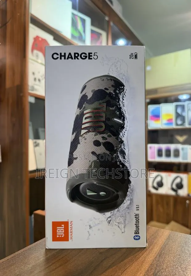 JBL Charge 5 · Photo 1