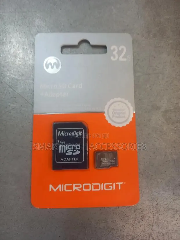 32GB Memory Card · Photo 1