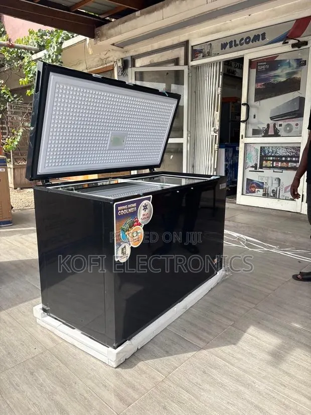 Nasco 400l Energy Saving Chest Freezer Black Finish · Photo 1