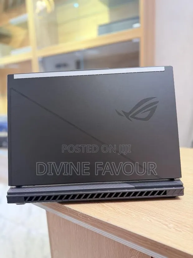 New Laptop Asus ROG Strix G16 G614 16GB Intel Core i7 SSD 1T · Photo 1