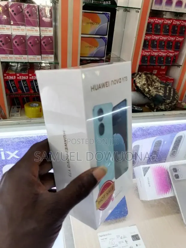 New Huawei nova Y73 256 GB Blue · Photo 1