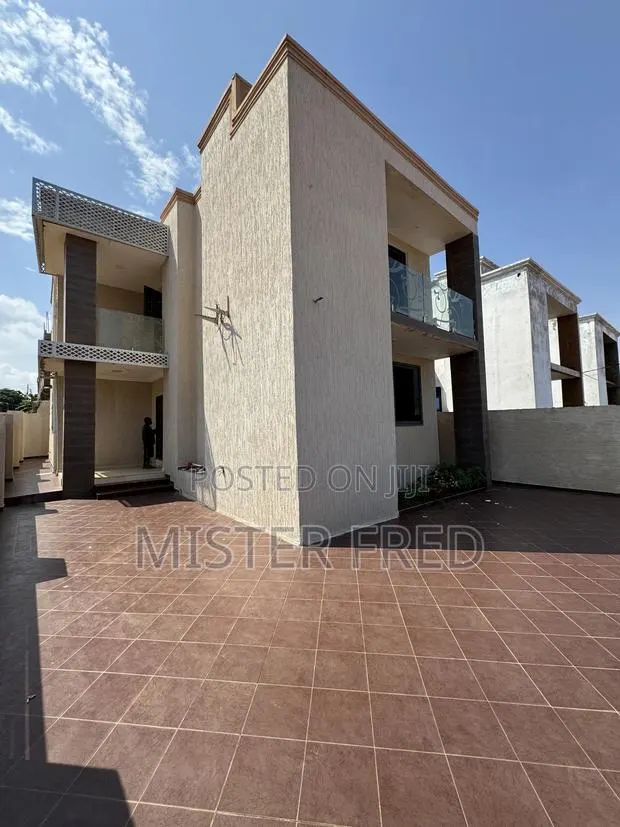 4bdrm House in Kokrobite, Weija for rent · Photo 1