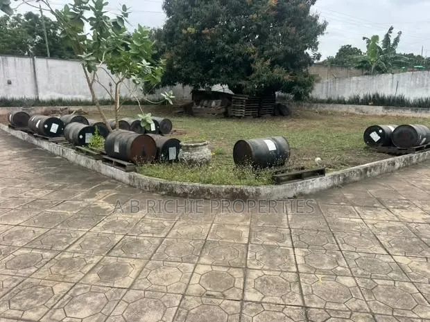 2 Plot of Land for Sale at Dzorwulu · Photo 1