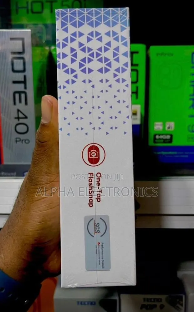 New Tecno Camon 40 Pro 5G 256 GB Blue · Photo 1