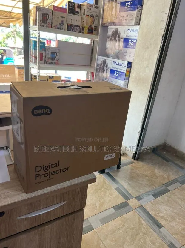 Benq Mx560 Xga DLP Projector High Brightness 4000 Ansi Lumens · Photo 1
