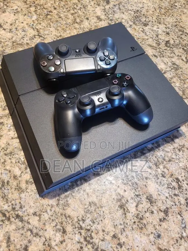 Ps4 Loaded With 8 Games Plus a Controller and Accessories · Photo 1