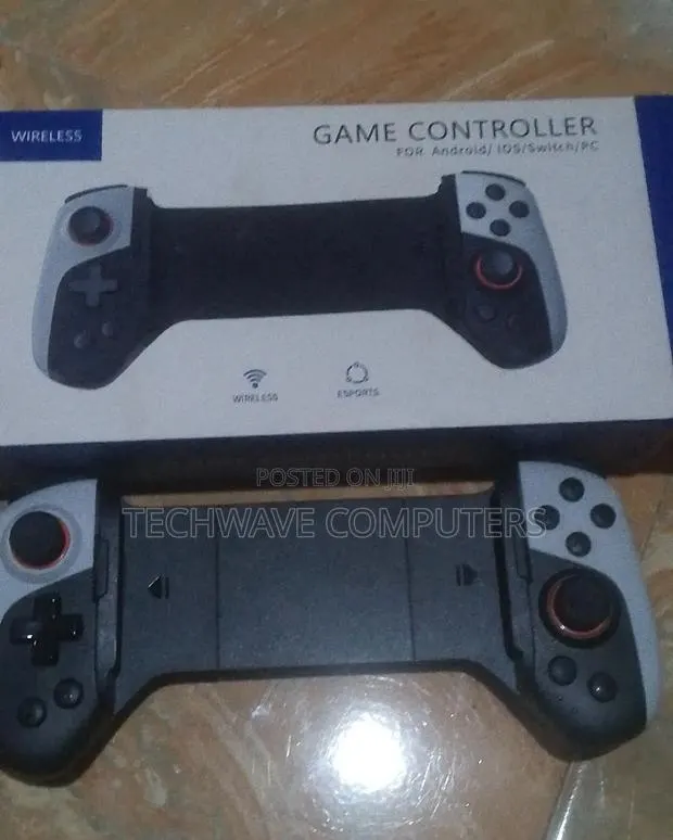 Nintendo Switch Controller · Photo 1