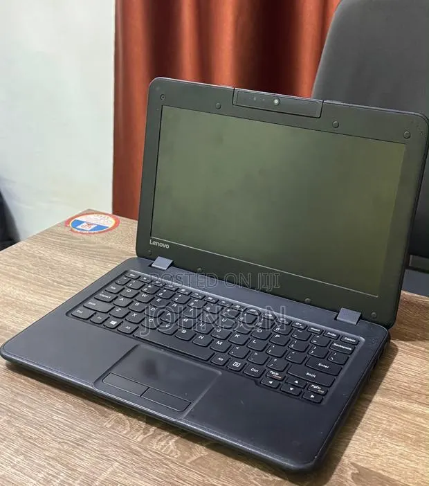 Laptop Lenovo N22 Winbook 4GB Intel Celeron SSD 128GB · Photo 1