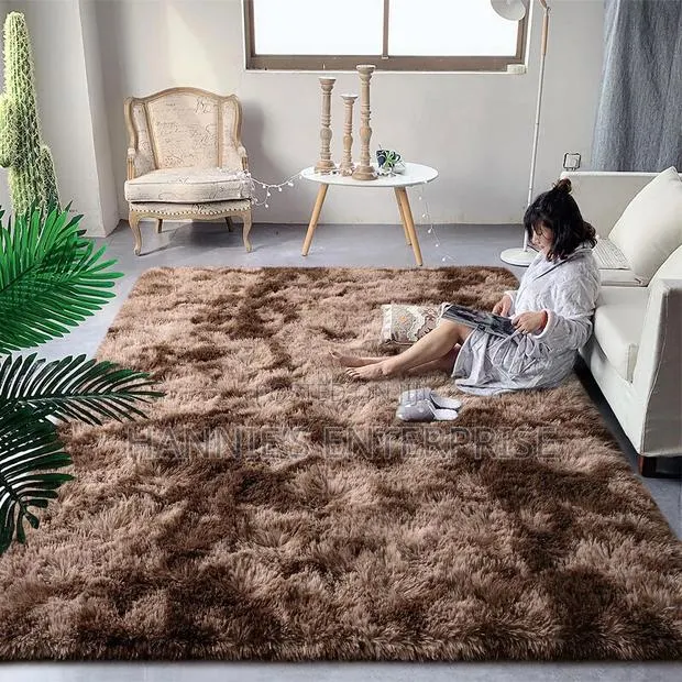 Fluffy Carpet · Photo 1