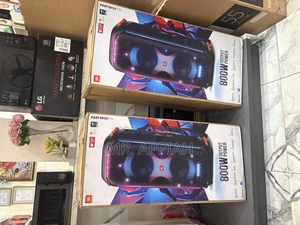 Rechargeable JBL Party Box 710 Bluetooth Speaker · Photo 1