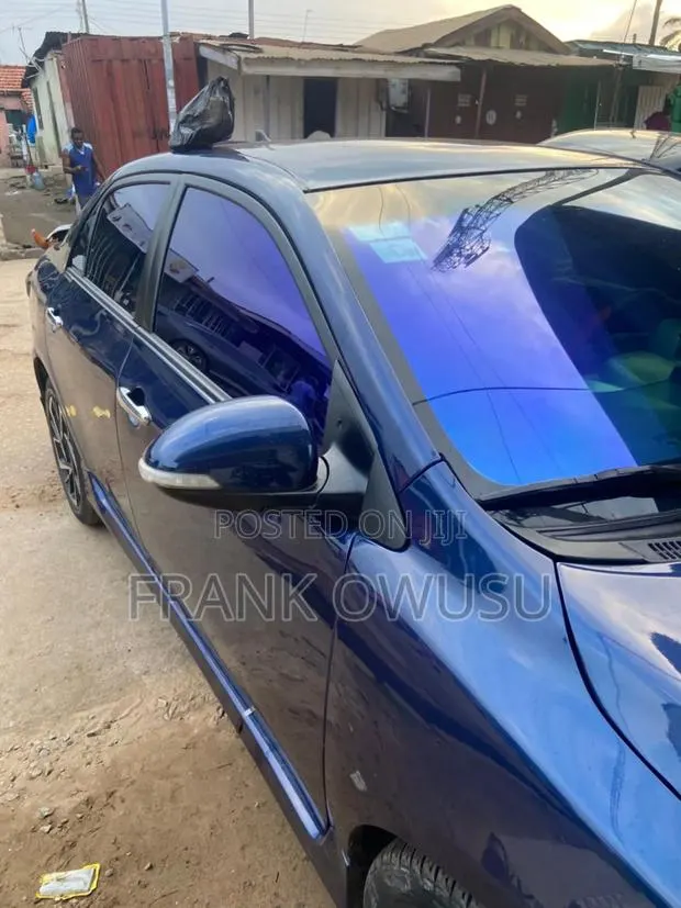 Tinting ( Ceramic Tint) · Photo 1