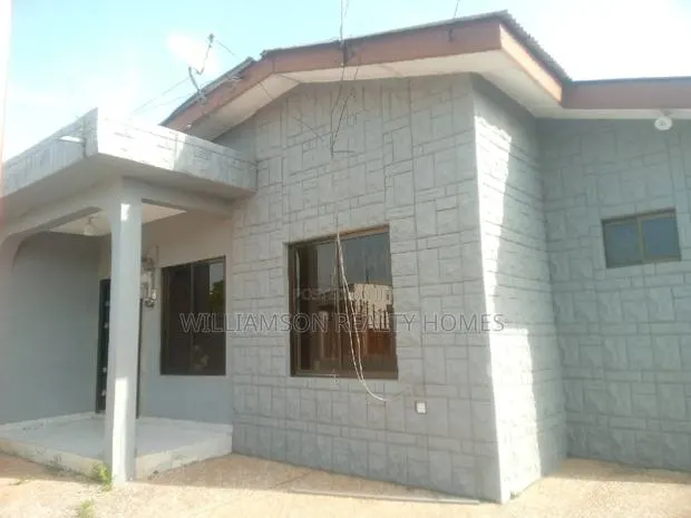3bdrm House in Community 20 Estate, Spintex for rent · Photo 1