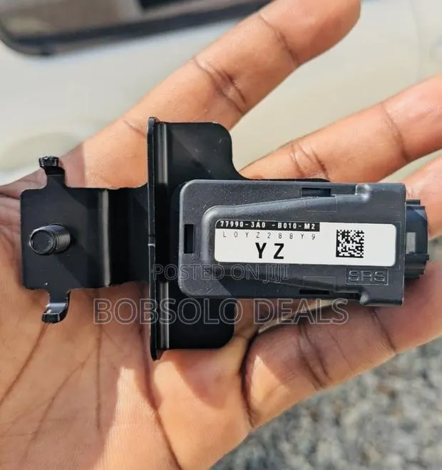 2023-26 Honda CRV Door Impact Sensor · Photo 1